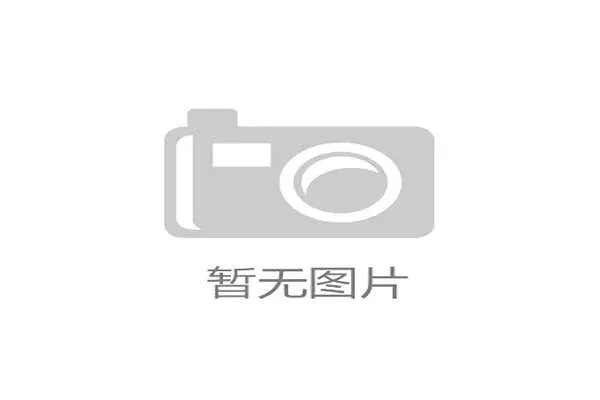 伊萨克无球跑动制造纵深，为哲凯赖什创造中路空间。